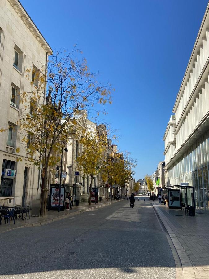 1bispoitiers * Poitiers